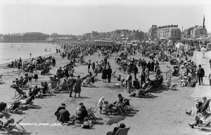 Weymouth Prints: Busy Day at Weymouth Sands