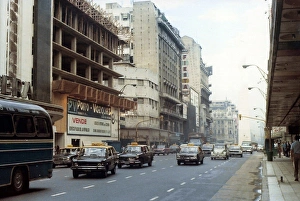 Mixture Gallery: Busy main road in Buenos Aires, Argentina