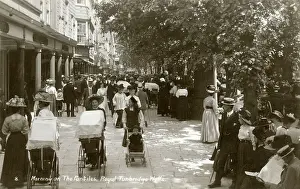 Boater Prints: Busy Summer Morning on The Pantiles, Royal Tunbridge Wells