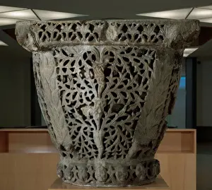 Marmara Prints: Byzantine capital. 6th century. Prokonnesos marble. Spain