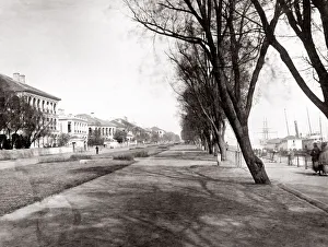 c. 1880s China - view of Hankow bund with boats