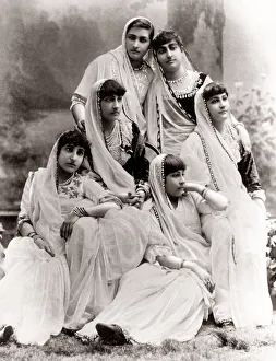 c. 1880s India - group of European women, classical pose