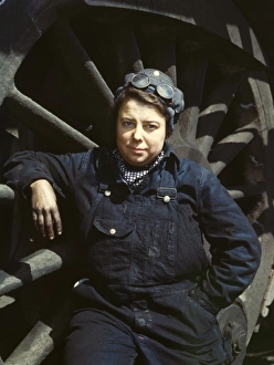 C. & NW RR, Mrs. Dorothy Lucke, employed as a wiper at the r C. & NW RR, Mrs. Dorothy Lucke, employed as a wiper at the r