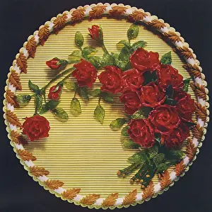 Iced Prints: Cake Decorated with Caramel
