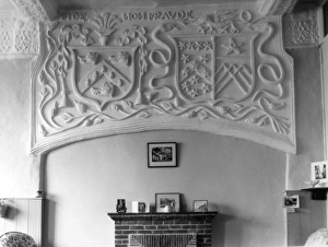 Images Dated 12th May 2011: Calgarth Hall Heraldry