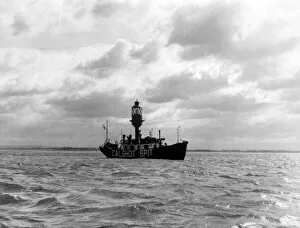 Calshot Spit lightship at sea, Southampton Water
