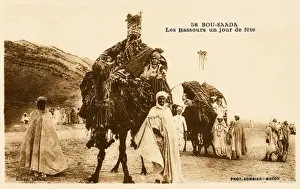 Palanquin Prints: A camel palanquin (covered litter)