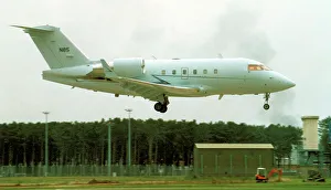 Canadair 604 Challenger N85