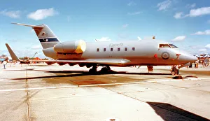 1022 Prints: Canadair CC-144 Challenger 144610