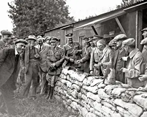 Canadian journalists visit France, Western Front, WW1