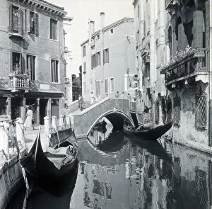 Venetian Gallery: Canal scene, Venice, Italy