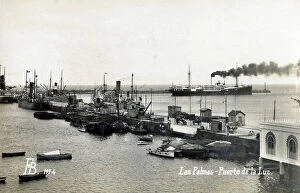 Canary Collection: Canary Islands - Las Palmas - Puerto de la Luz - The Harbour