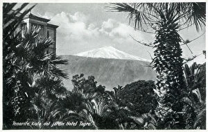 Archipelago Collection: Canary Islands - Tenerife - View toward Mount Teide Volcano