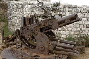 Images Dated 11th August 2007: Cannon of the Second World War. Lekuresi Castle. Saranda. Al