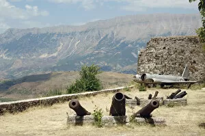 Images Dated 9th August 2007: Cannons and American Air Force plane that landed in Albania