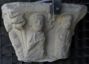 Bracket Prints: Capital showing six apostles
