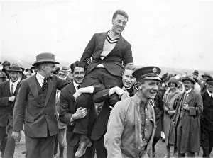 Whitworth Prints: Capt Franklyn Leslie Barnard, 1896-1927, is carried alof?