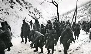 WWI Soldiers Gallery: Captured Serbian troops, Ibar Valley, Serbia, WW1