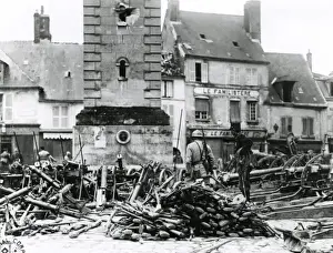 Captured weapons in Villers-Cotterets, France, WW1