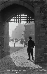 Cardiff Prints: Cardiff Castle Main Gate