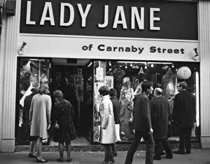 Attention Gallery: Carnaby / Lady Jane