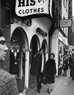 Shoppers Prints: Carnaby Street Shoppers