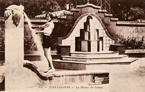 Images Dated 14th November 2017: The Casino Swimming Pool - Juan-les-Pins, France