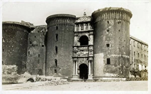 Napoli Collection: Castel Nuovo, Piazza Municipio, Naples, Italy