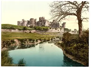 Caerphilly Prints: The castle, Caerphilly, Wales