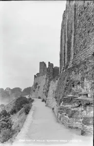 Sightseeing Prints: Castle Walls in Richmond