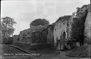 Ruthin Prints: The Castle Walls of Ruthin