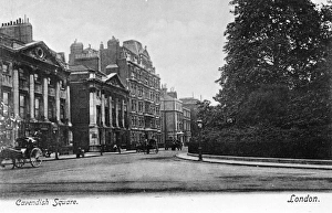 Images Dated 27th September 2017: Cavendish Square, London