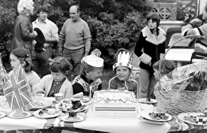 Celebrating the Silver Jubilee of Queen Elizabeth II