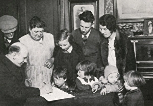Images Dated 15th February 2011: The Census 1931