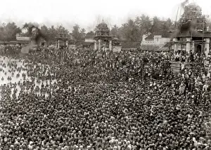 Ceremonial bathing, India, circa 1890