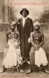 Fete Prints: Ceremony of female circumcision - Conakry, Guinea