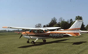 Images Dated 5th September 2019: Cessna 172 - N3851Q