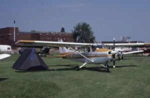 Peter Collection: Cessna 172 - OY-BFK - Cranfield