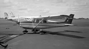 Images Dated 7th June 2021: Cessna 172B G-AROB