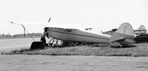 Undercarriage Collection: Cessna 195 floatplane CF-GCK