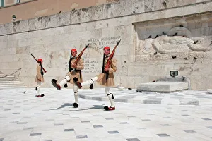 Images Dated 22nd August 2005: Chaging of the guard. Athens. Greece