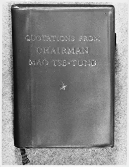 Images Dated 19th October 2007: Chairman Maos Red Book
