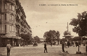 Images Dated 23rd May 2017: Champ de Manoeuvres Roundabout, Algiers, Algeria