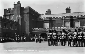Grandeur Prints: Changing of the Guard at St. James's Palace