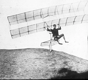 Images Dated 26th January 2014: Chanute biplane glider