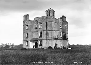 Charlemont fort, Moy
