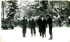 Images Dated 11th July 2016: Chateau d Hennement, France, Christmas 1944