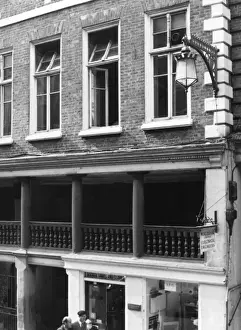 Chester Rows
