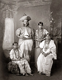 Images Dated 14th October 2015: Chief from Kandy with family, Ceylon (Sri Lanka) circa 1890
