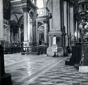 Images Dated 17th May 2021: Chiesa di San Salvatore, Venice, Italy